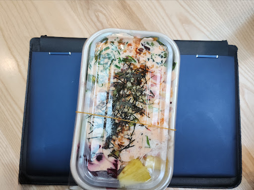 A wide crop showing a generous X proteins bowl.